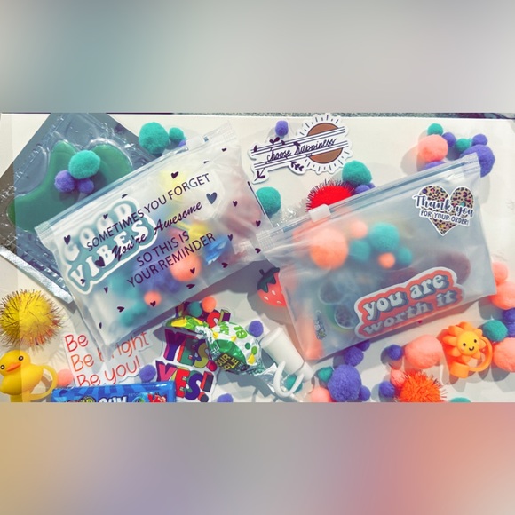 FREE BAG OF HAPPY WITH ANY PURCHASE MADE IN OCTOBER - Picture 2 of 3